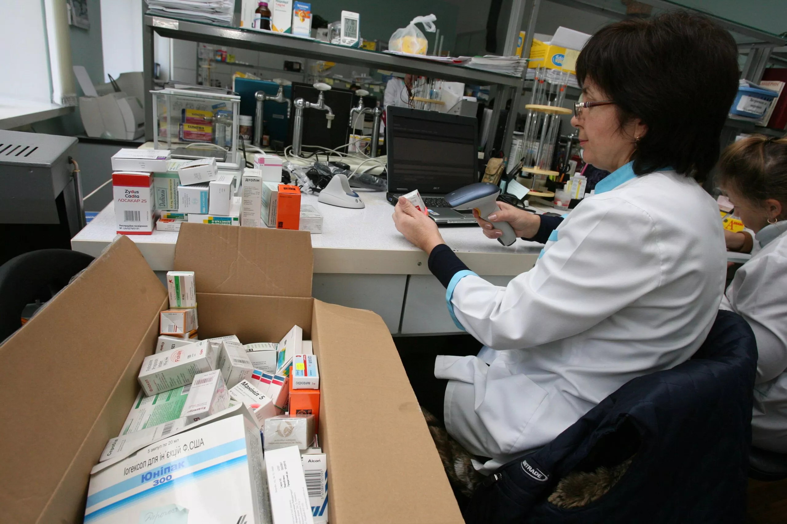 anti-counterfeiting tracking technologies for pharmaceutical packaging